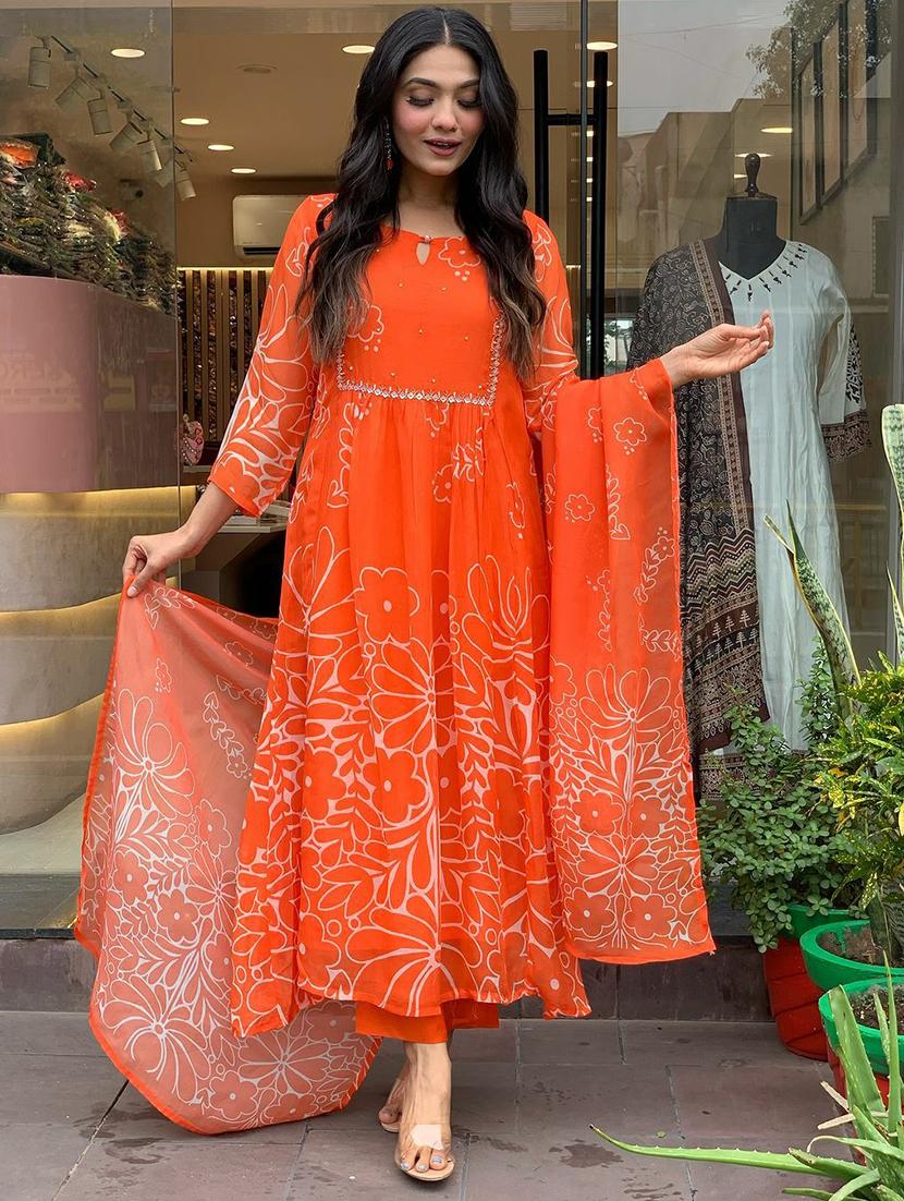 women three quarter sleeve kurta pant with dupatta set