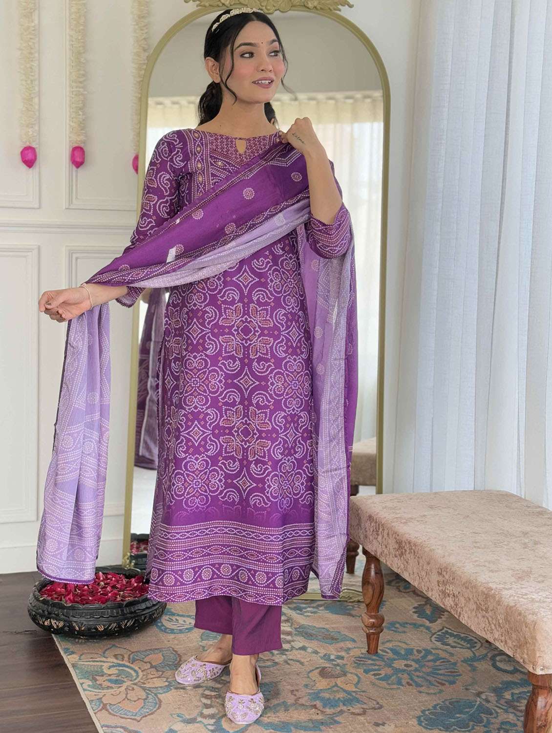 women three quarter sleeve kurta pant with dupatta set - 21987381 - Standard Image - 3
