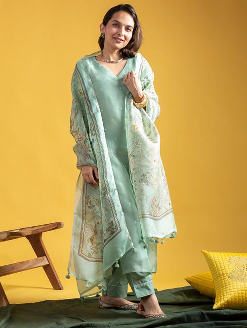 women three quarter sleeve kurta pant with dupatta set - 21987383 - Standard Image - 0