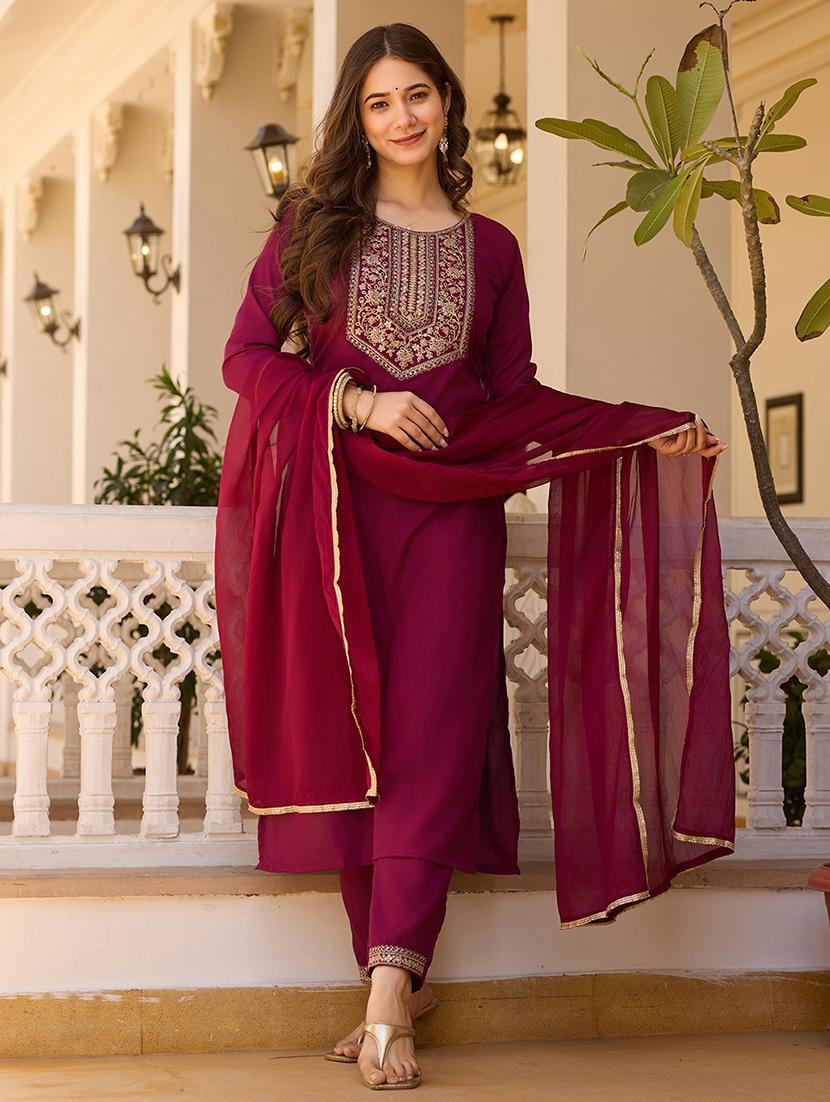 women three quarter sleeve kurta pant with dupatta set - 21987386 - Zoom Image - 0