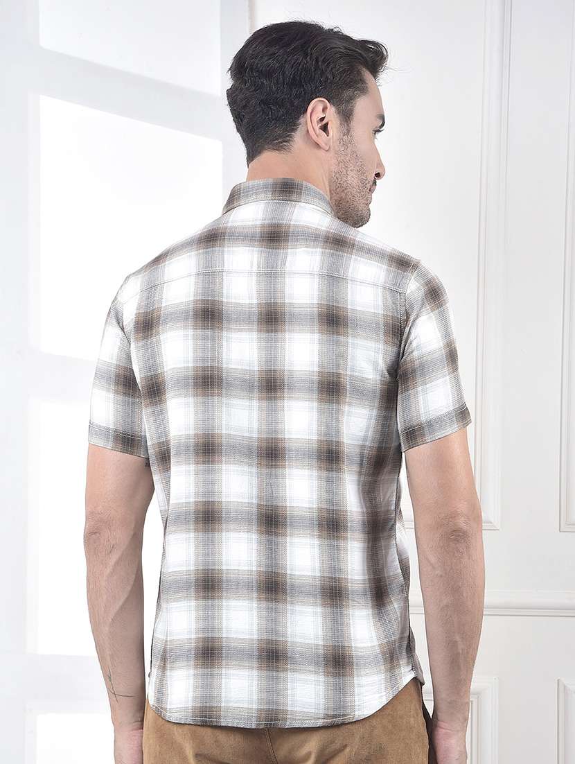 men checkered short sleeve slim fit casual shirt - 21987503 -  Standard Image - 3