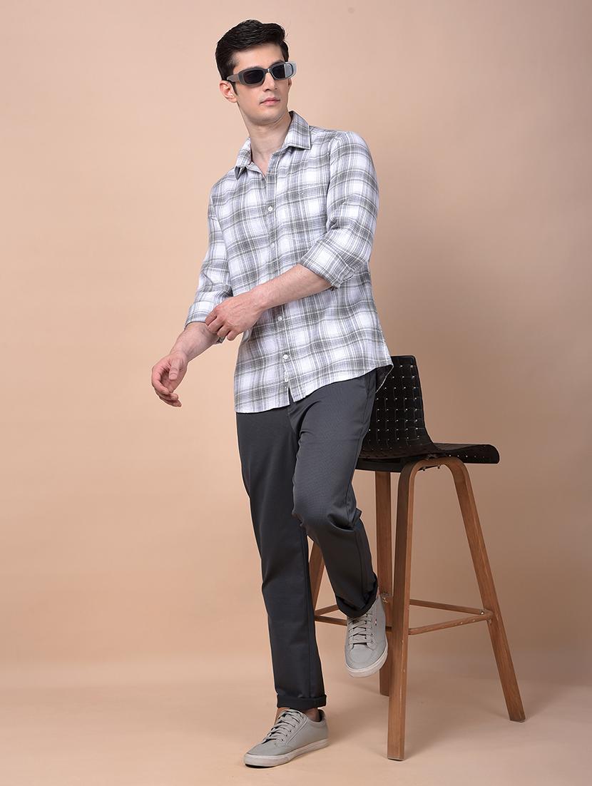 men solid mid rise flat front casual chinos - 21987542 - Standard Image - 5