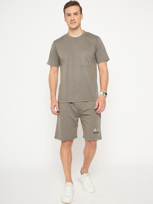 men solid short sleeve t-shirt & shorts co-ord set - 21987601 - Standard Image - 0