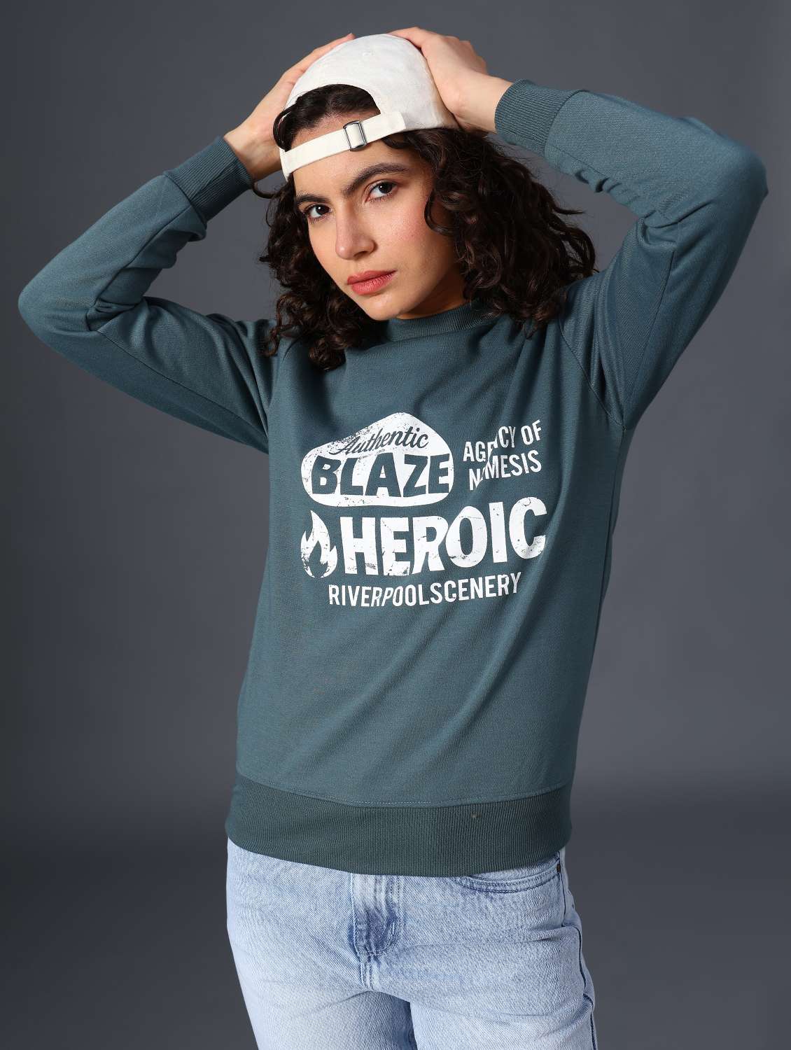 women printed long sleeve sweatshirt