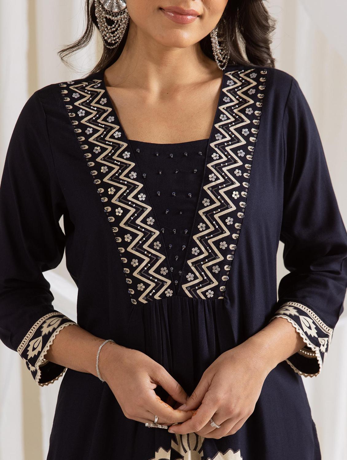 women printed three quarter sleeve kurta pant set - 21987914 - Standard Image - 3