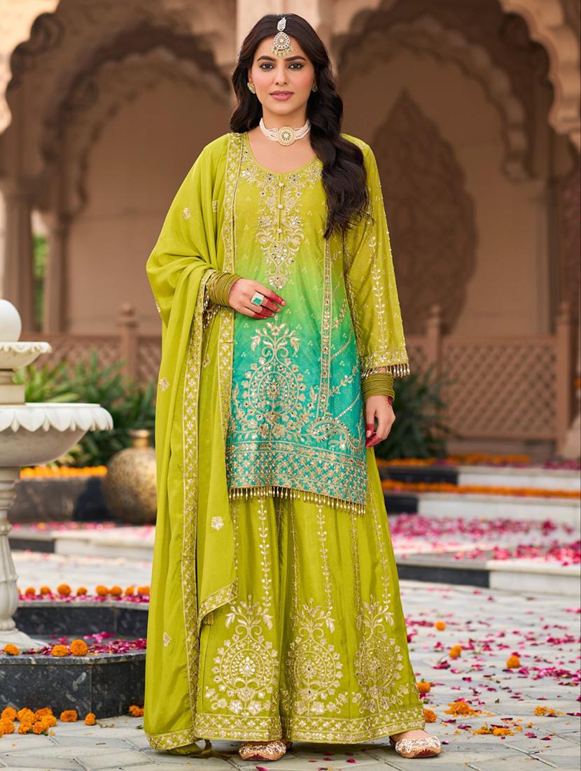 women three quarter sleeve kurta palazzo with dupatta set - 21987920 - Zoom Image - 0