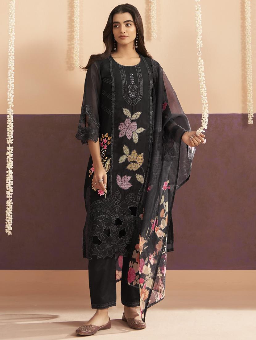 women three quarter sleeve kurta pant with dupatta set - 21987928 -  Zoom Image - 0