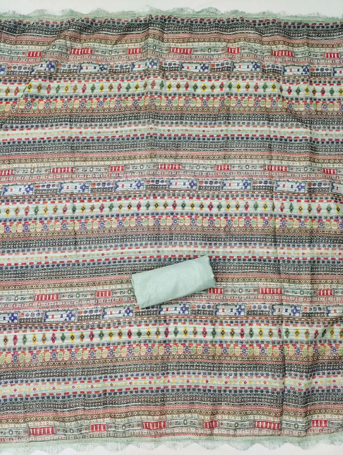 women floral embroidered unstitched suit set - 21987975 -  Standard Image - 3