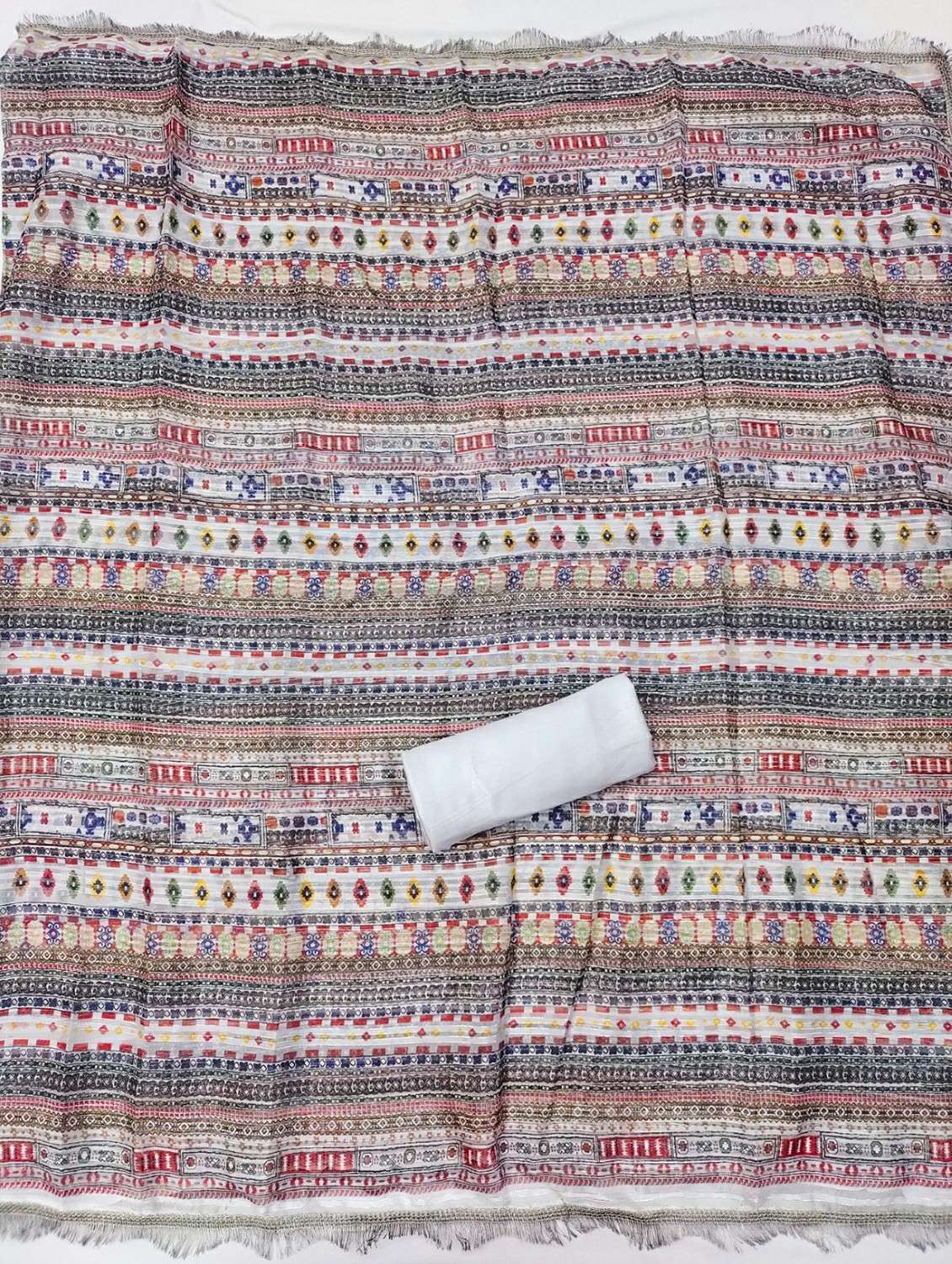 women floral embroidered unstitched suit set - 21987976 -  Standard Image - 3