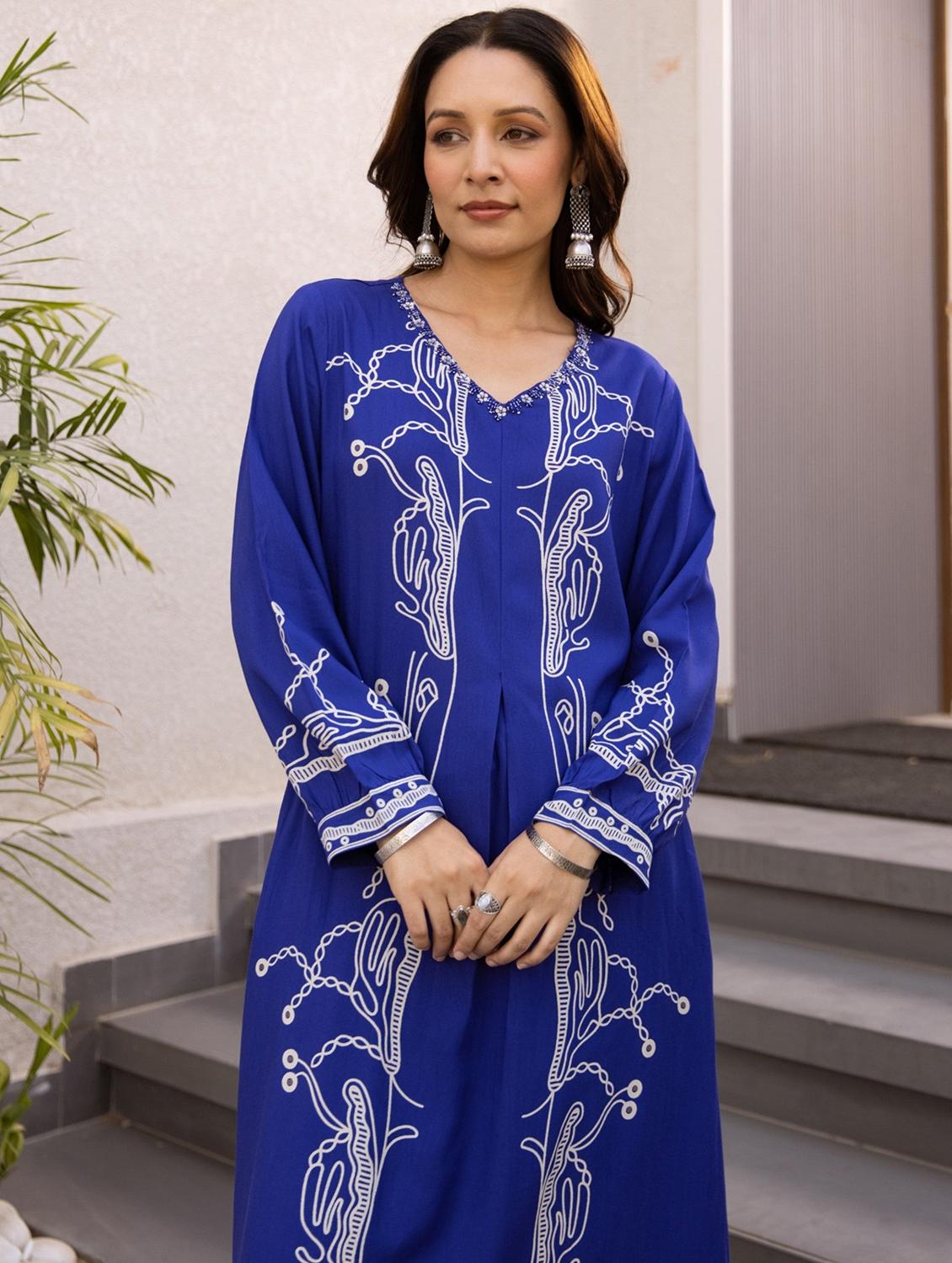 women printed long sleeve kurta palazzo set - 21988076 - Standard Image - 3