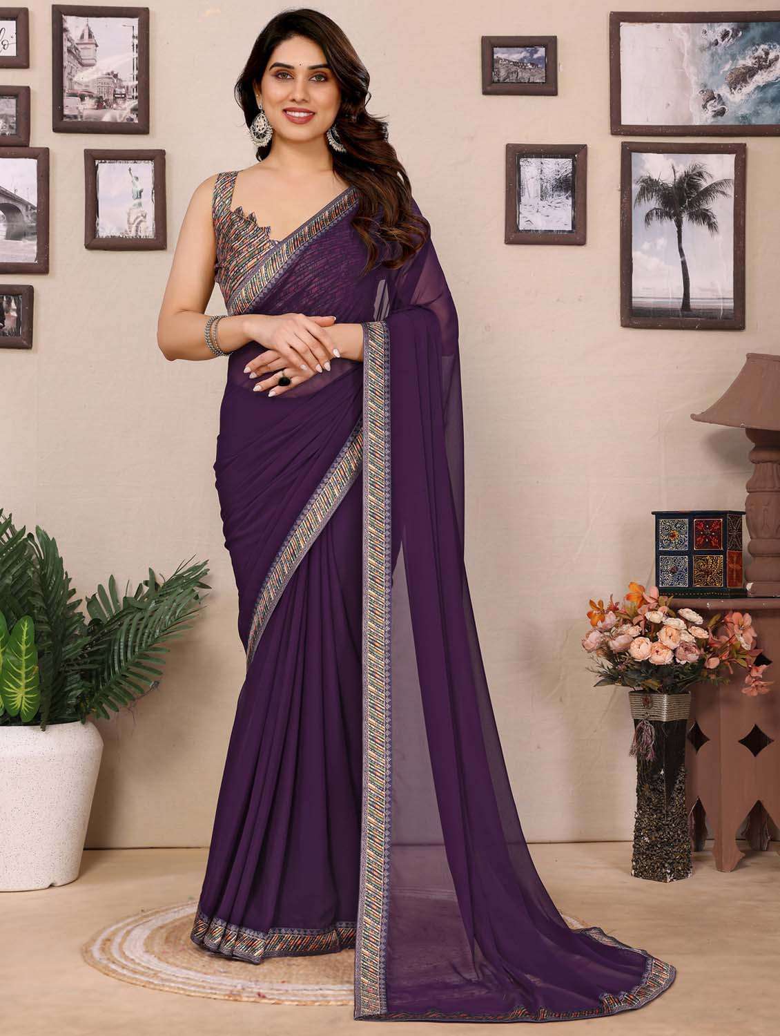women solid with bordered saree with blouse - 21988136 -  Zoom Image - 0