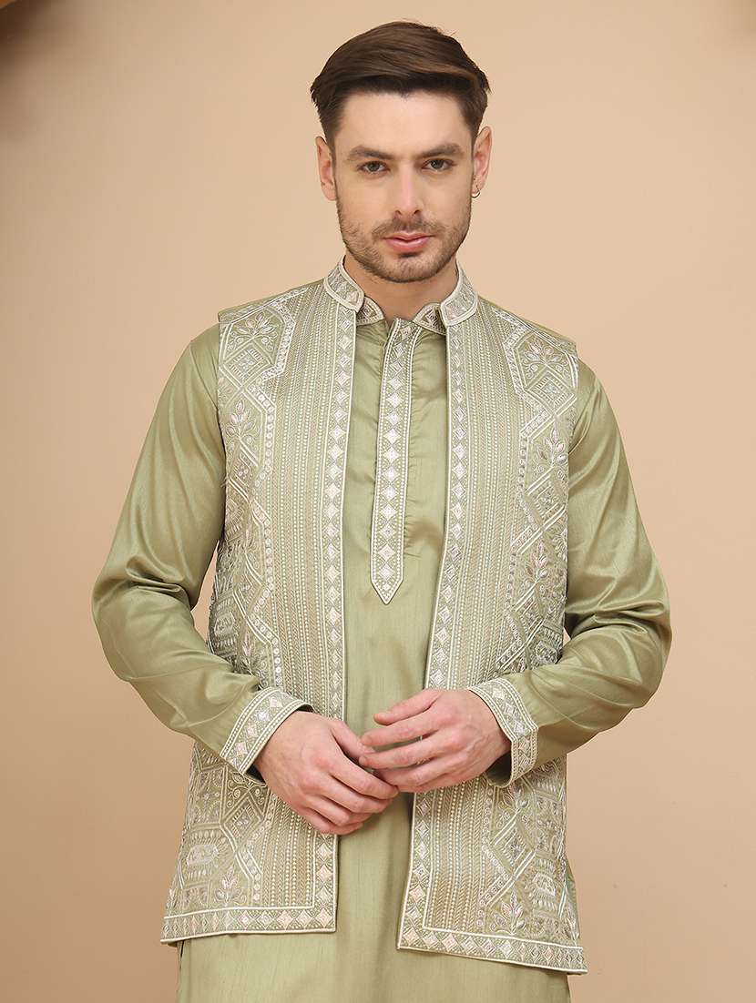 men embroidered mandarin neck kurta pyjama with jacket ethnic wear set - 21988189 -  Standard Image - 3