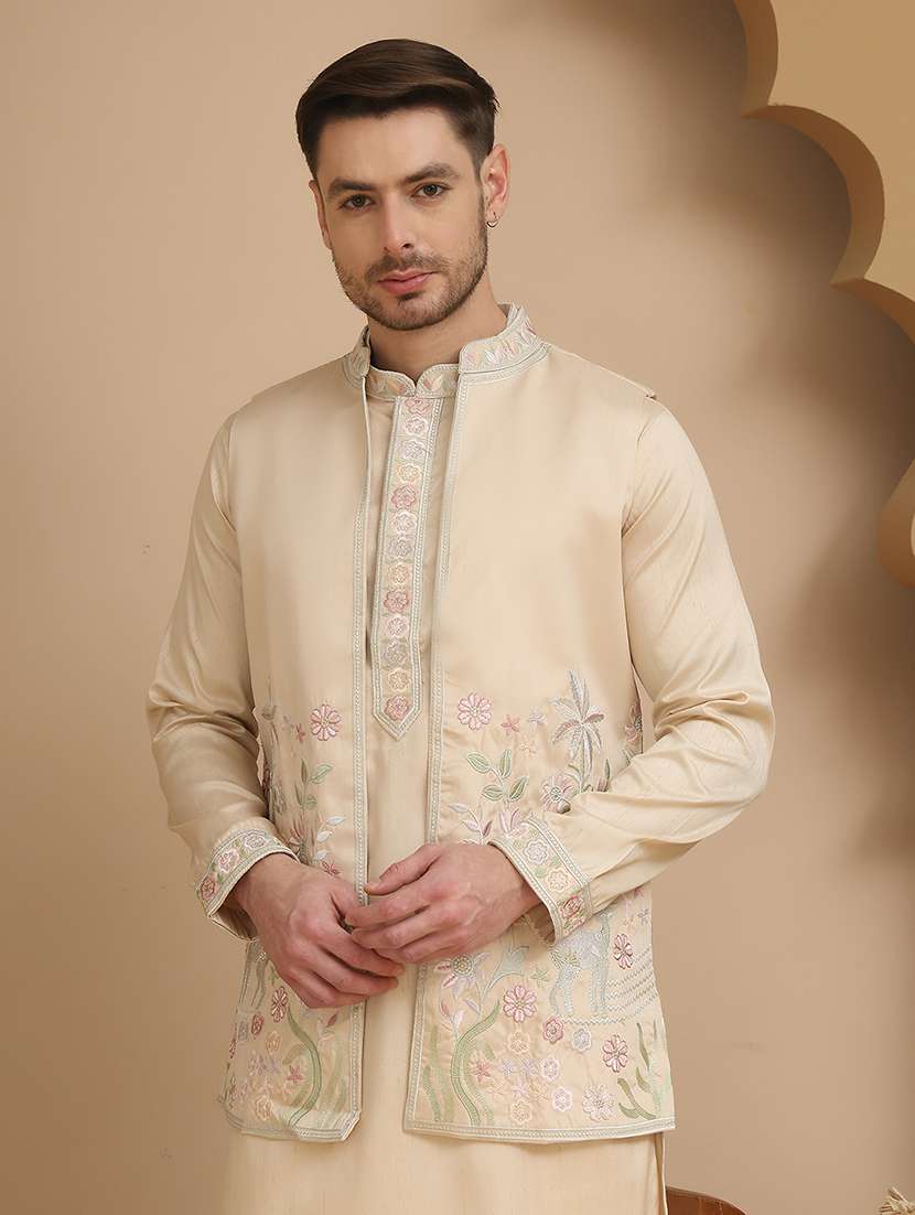 men embroidered mandarin neck kurta pyjama with jacket ethnic wear set - 21988191 -  Standard Image - 3