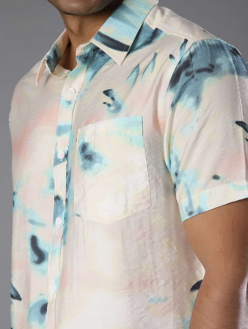 men printed short sleeve regular fit casual shirt - 21988492 -  Standard Image - 5
