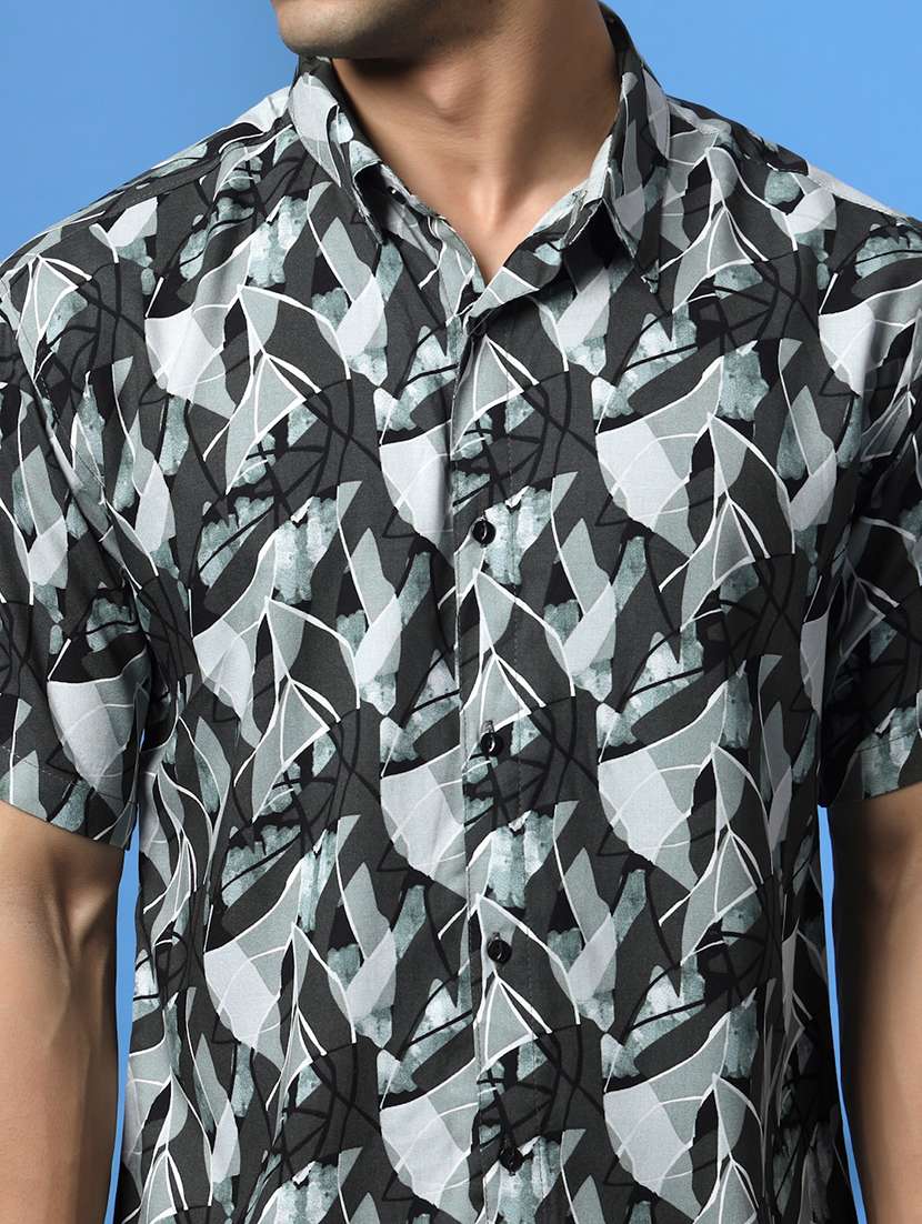 men printed short sleeve regular fit casual shirt - 21988749 -  Standard Image - 5