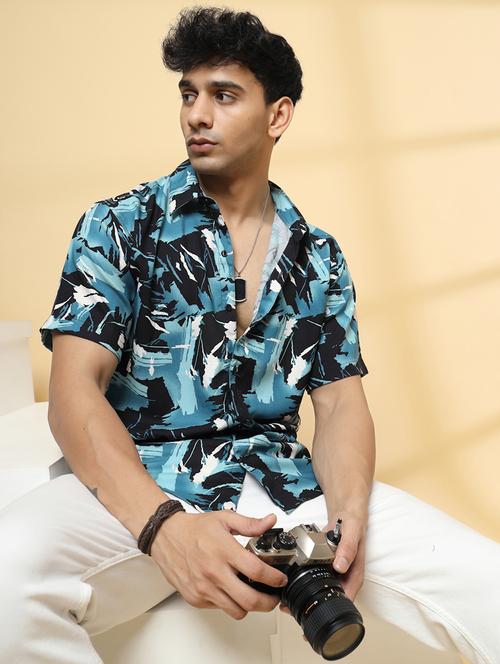 men printed short sleeve regular fit casual shirt - 21988752 -  Standard Image - 0