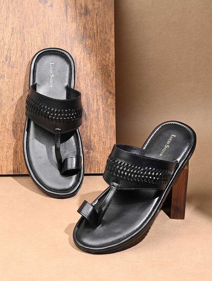 men solid toe separator sandal