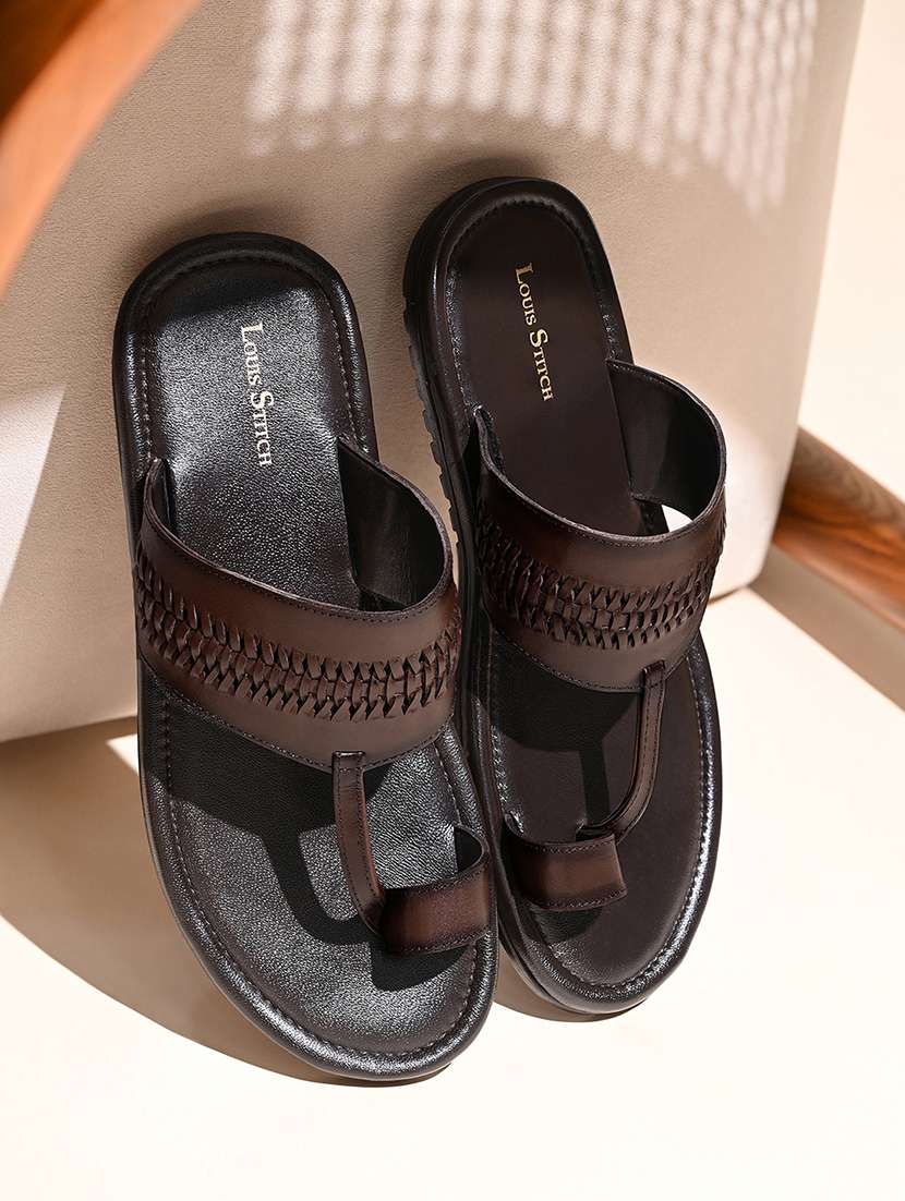 men solid toe separator sandal