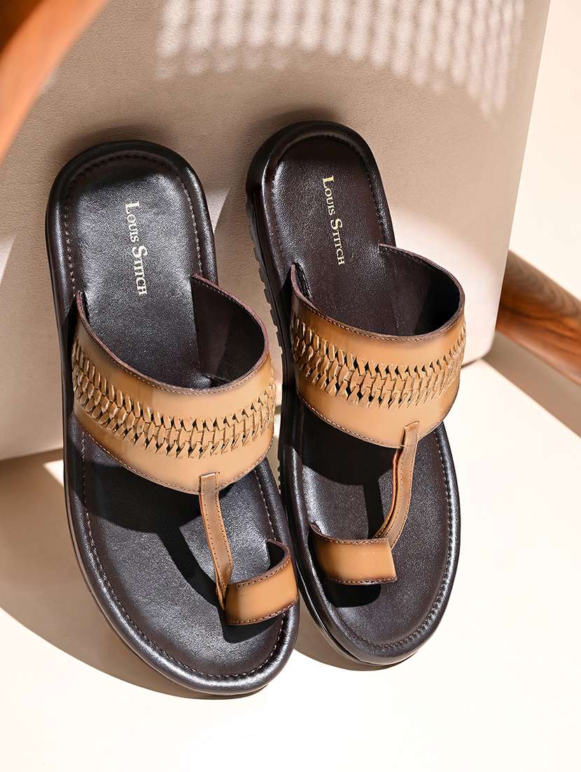 men solid toe separator sandal