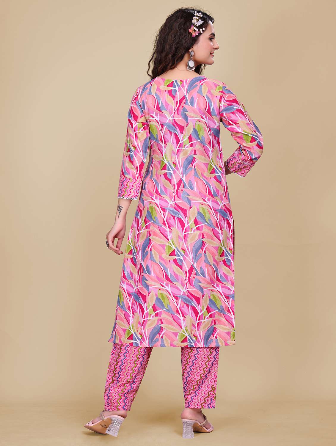 women printed three quarter sleeve kurta pant set - 21989503 -  Standard Image - 3