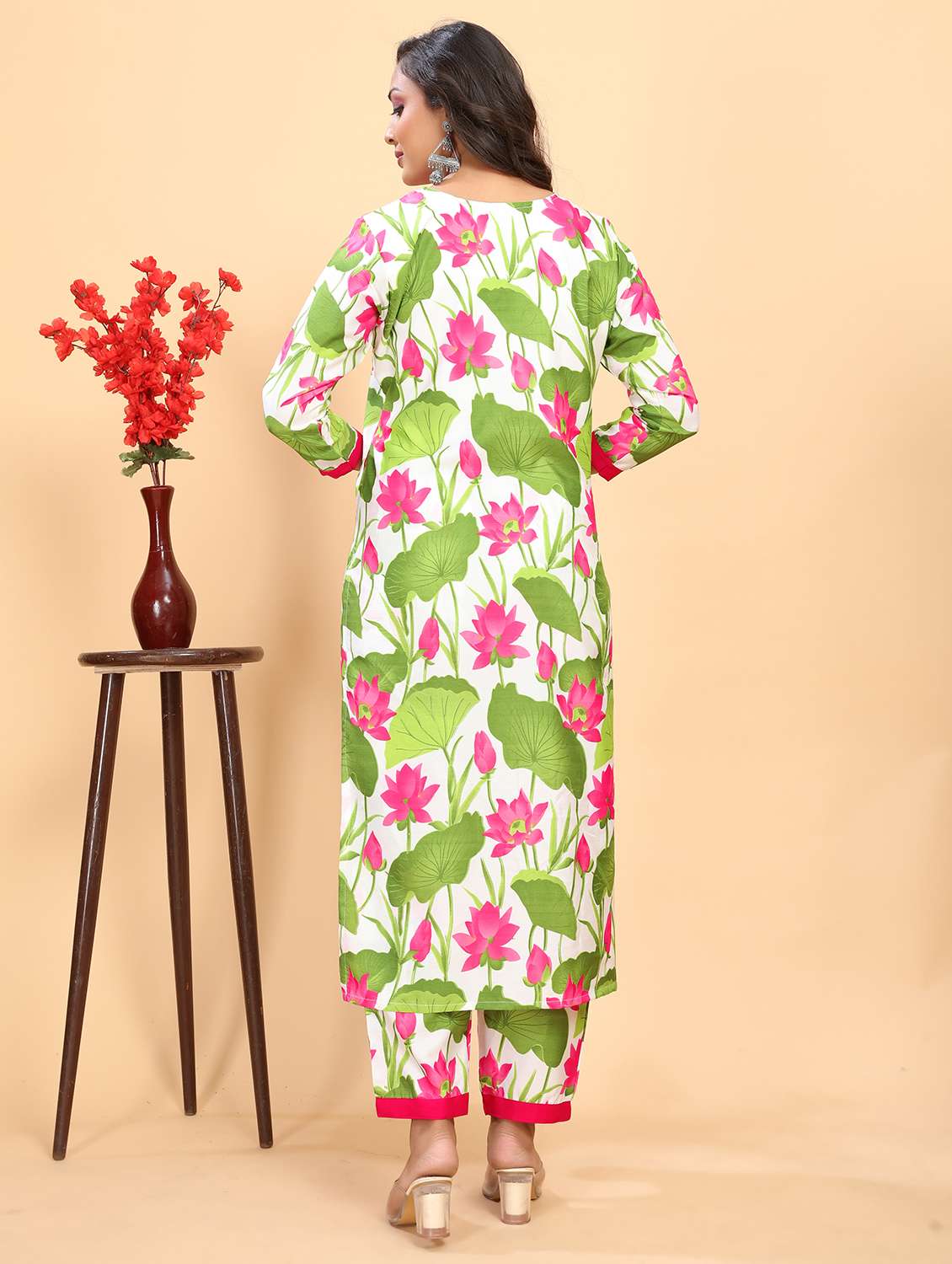 women printed three quarter sleeve kurta pant set - 21989504 -  Standard Image - 3