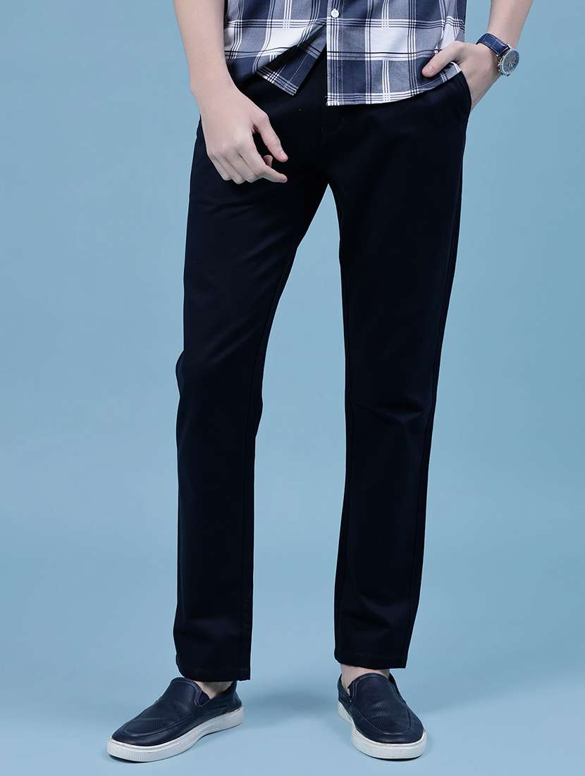 men solid mid rise straight fit chinos 