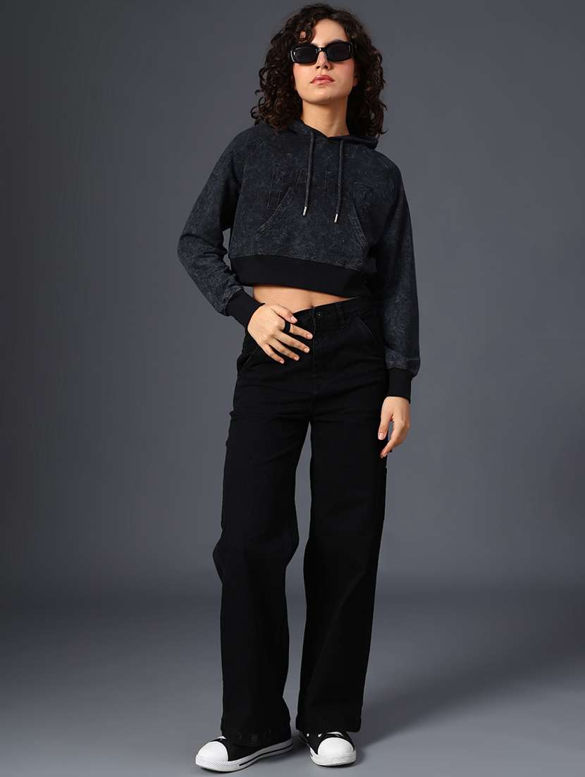 women printed long sleeve cropped sweatshirt - 21989748 -  Standard Image - 5