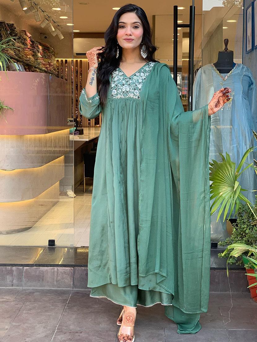 women solid with work three quarter sleeve kurta pant with dupatta set - 21989869 - Zoom Image - 0