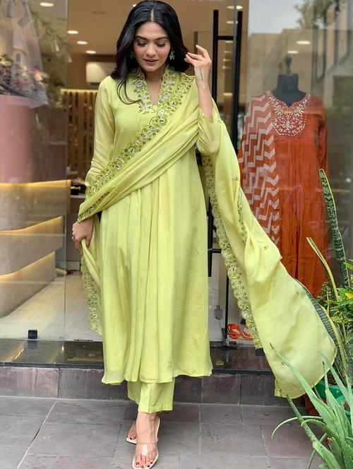women solid with work long sleeve kurta pant with dupatta set - 21989881 - Standard Image - 0