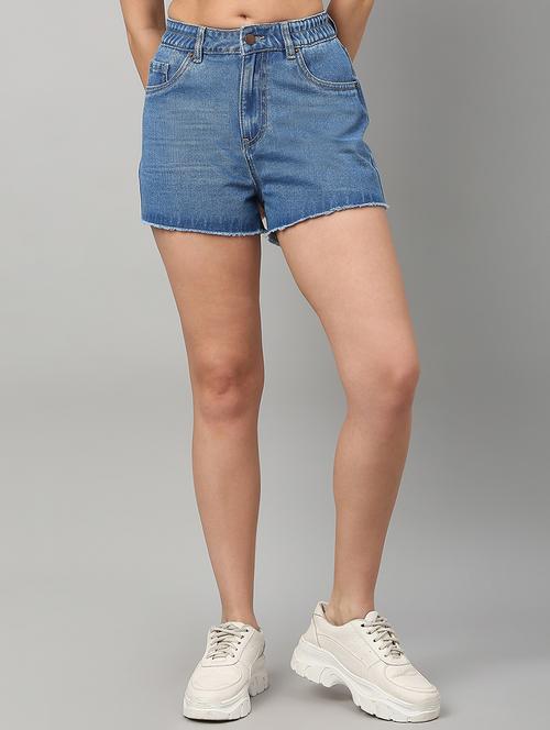 women solid mid rise denim shorts - 21991219 - Standard Image - 0