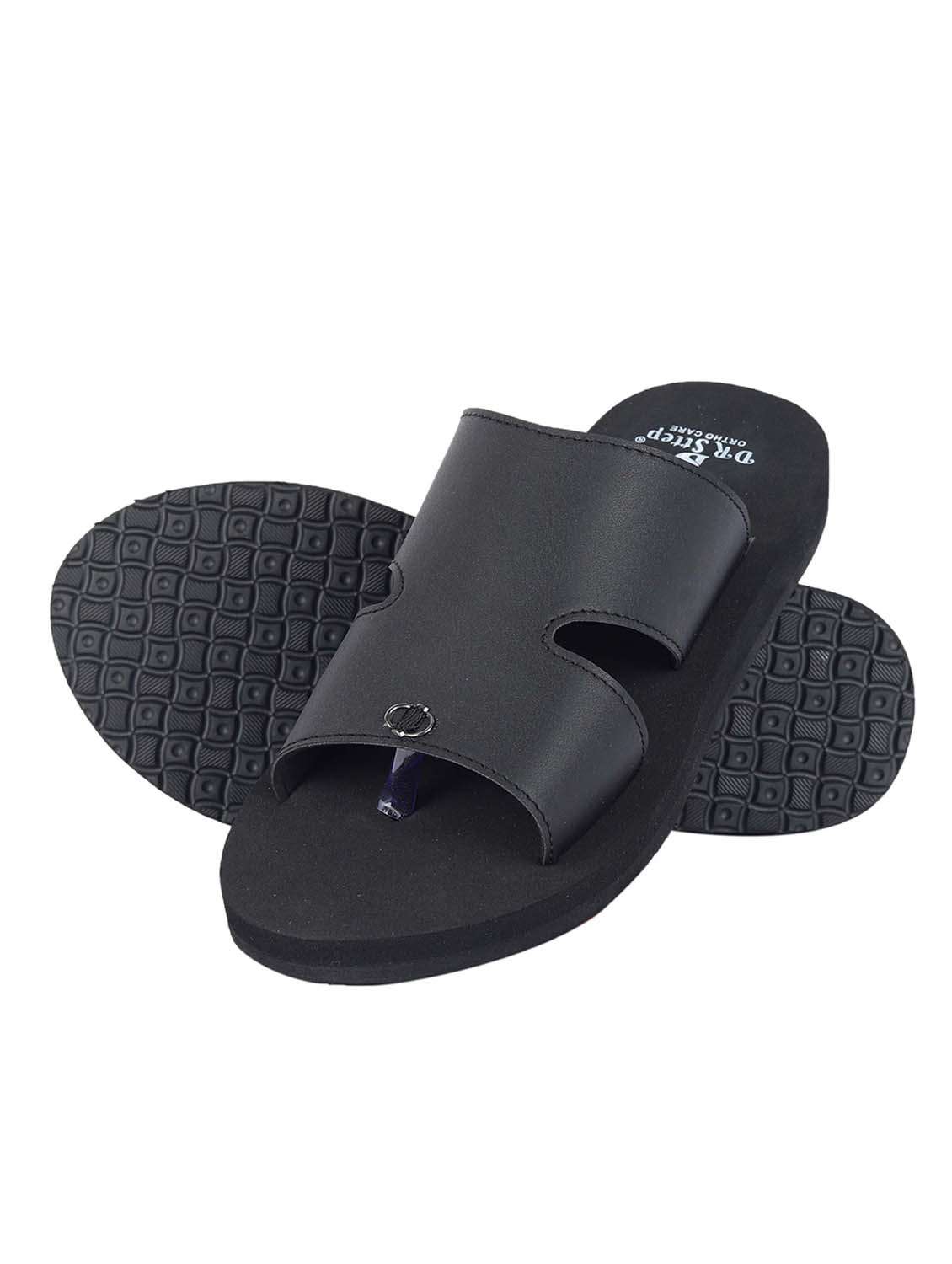 men toe separator diabetic and orthopedic flip flop - 21991445 -  Standard Image - 3