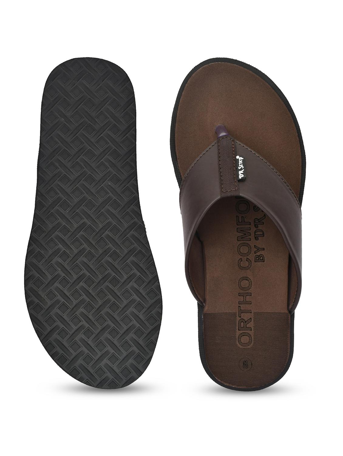 men toe separator diabetic and orthopedic flip flop - 21991482 - Standard Image - 5