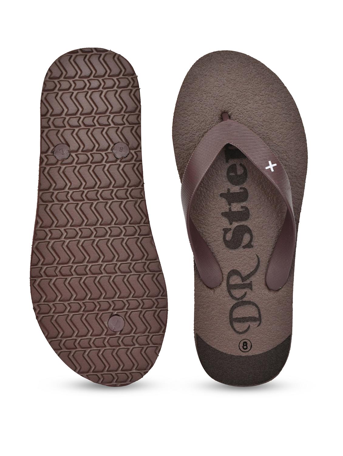 men toe separator diabetic and orthopedic slipper - 21991497 - Standard Image - 5