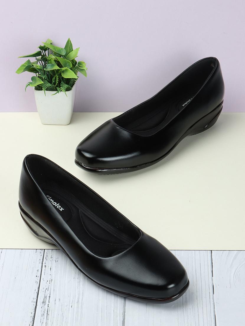 women black solid ballerina