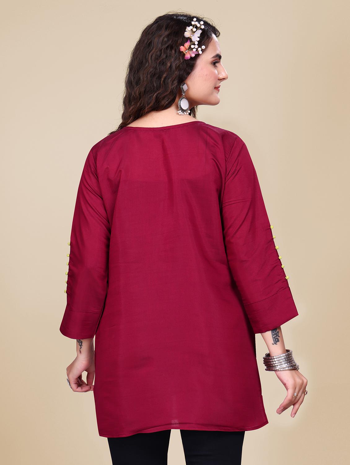 women solid three quarter sleeve straight kurti - 21992217 - Standard Image - 3
