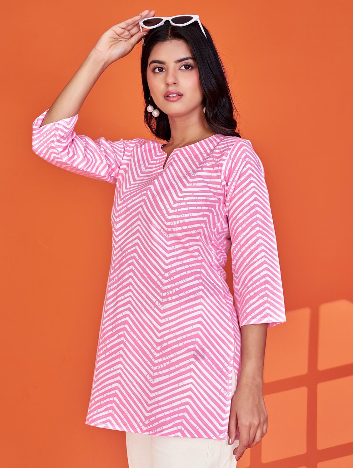 women chevron print three quarter sleeve straight kurti - 21992223 - Zoom Image - 0