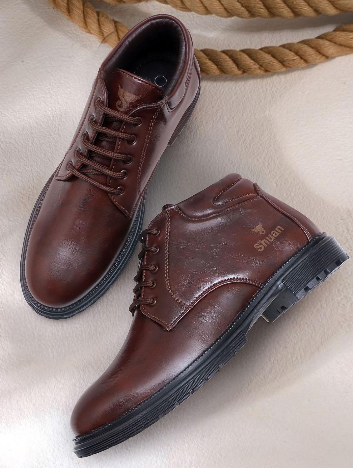 men brown lace up ankle boot