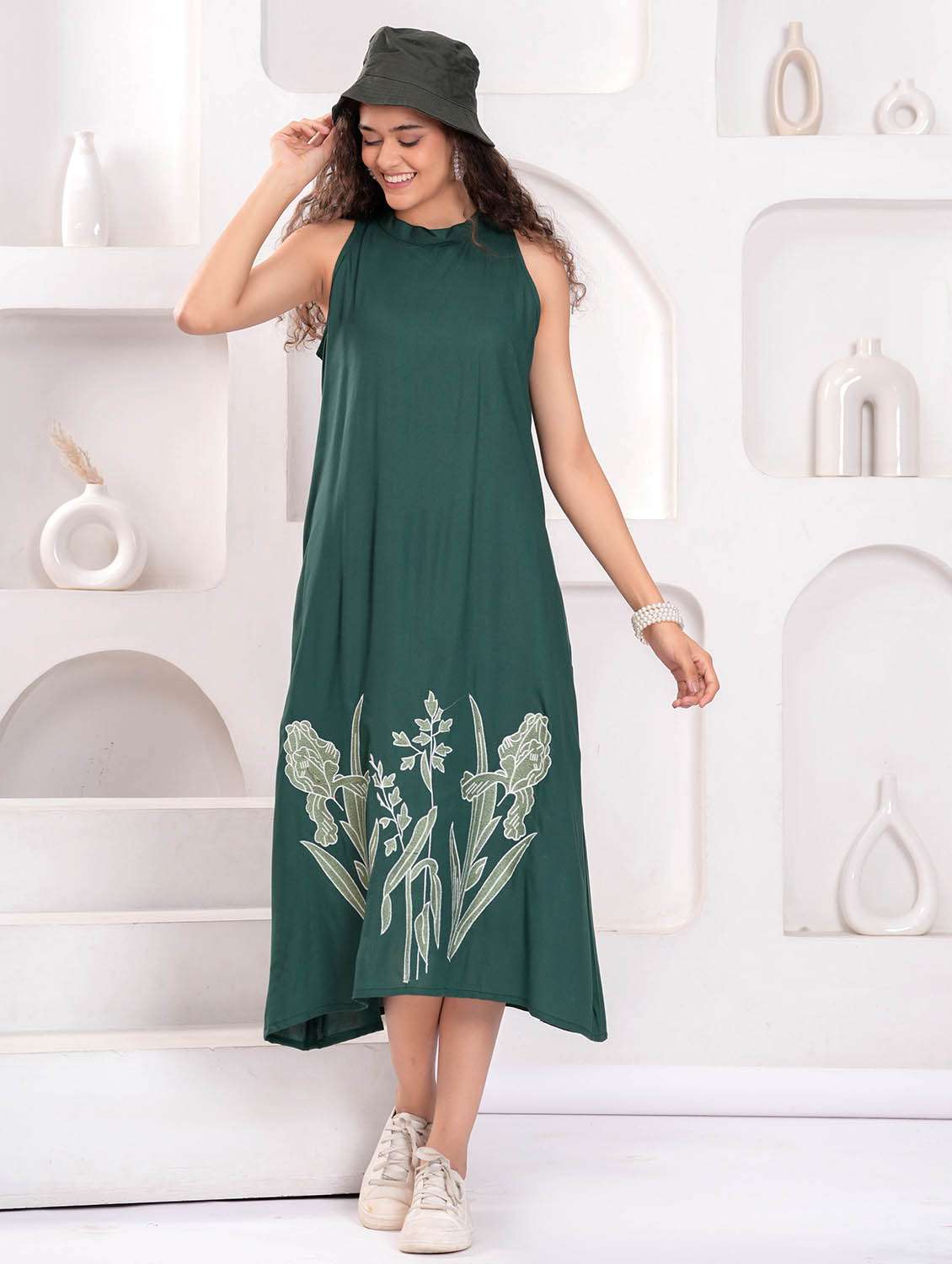 women printed halter neck sleeveless a-line dress - 21992491 - Zoom Image - 0