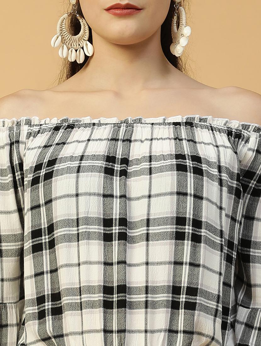 women checkered off shoulder crop top - 21992544 - Standard Image - 5