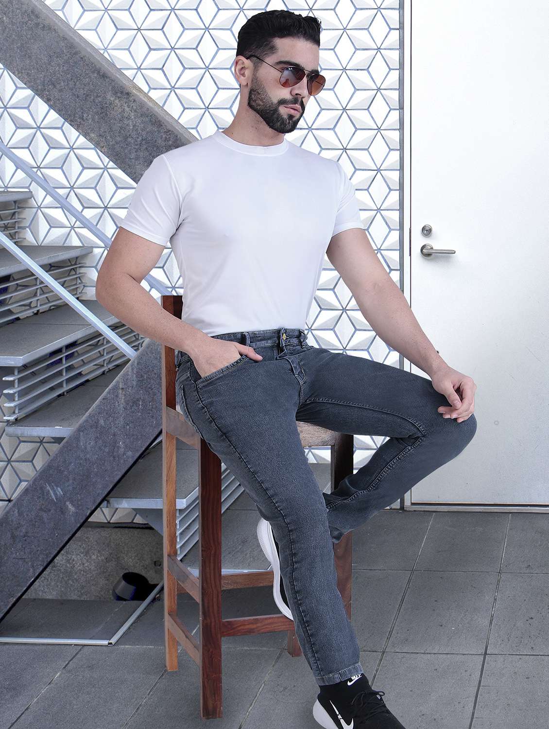 men washed mid rise slim fit jeans - 21993483 -  Standard Image - 3