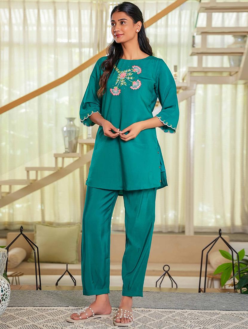 women embroidered ethnic co-ord set