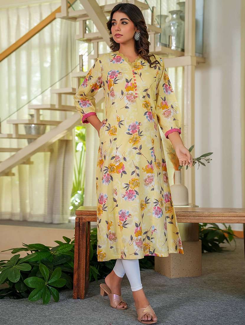 women floral print three quarter sleeve a-line kurta
