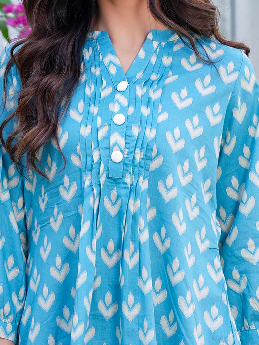 women printed puff sleeve a-line kurti - 21993613 - Standard Image - 3