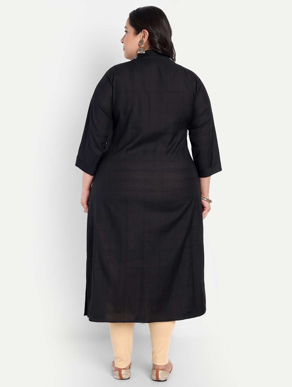 women plus size embroidered straight kurta - 21993636 -  Standard Image - 3