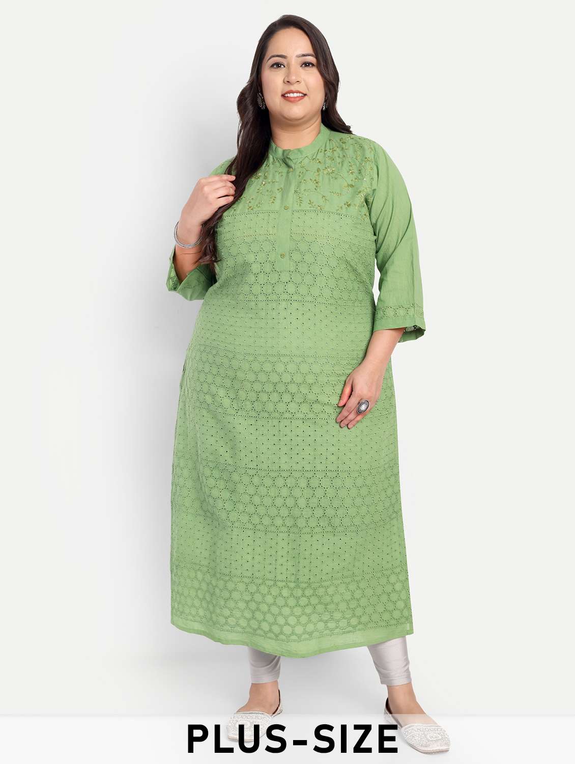 women plus size embroidered straight kurta