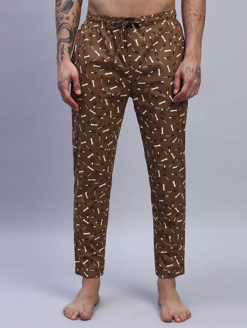 men printed mid rise regular fit pyjama 
