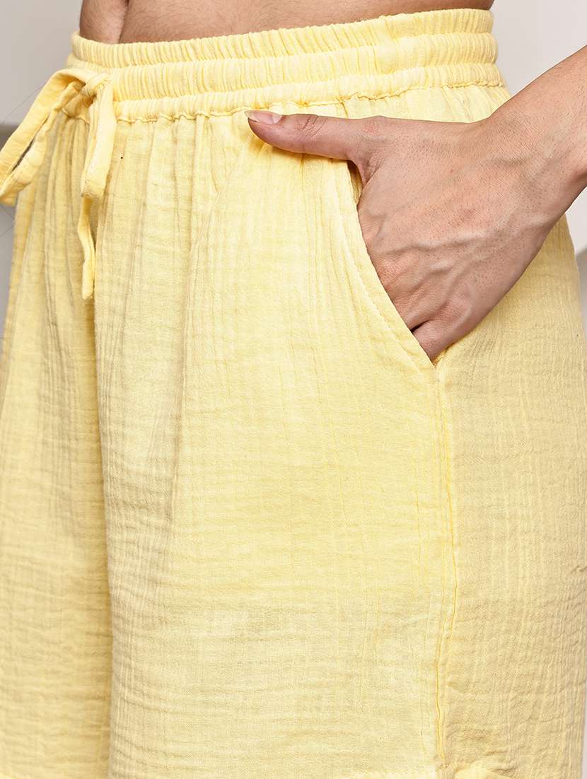 women solid mid rise loungewear short - 21993754 -  Standard Image - 5