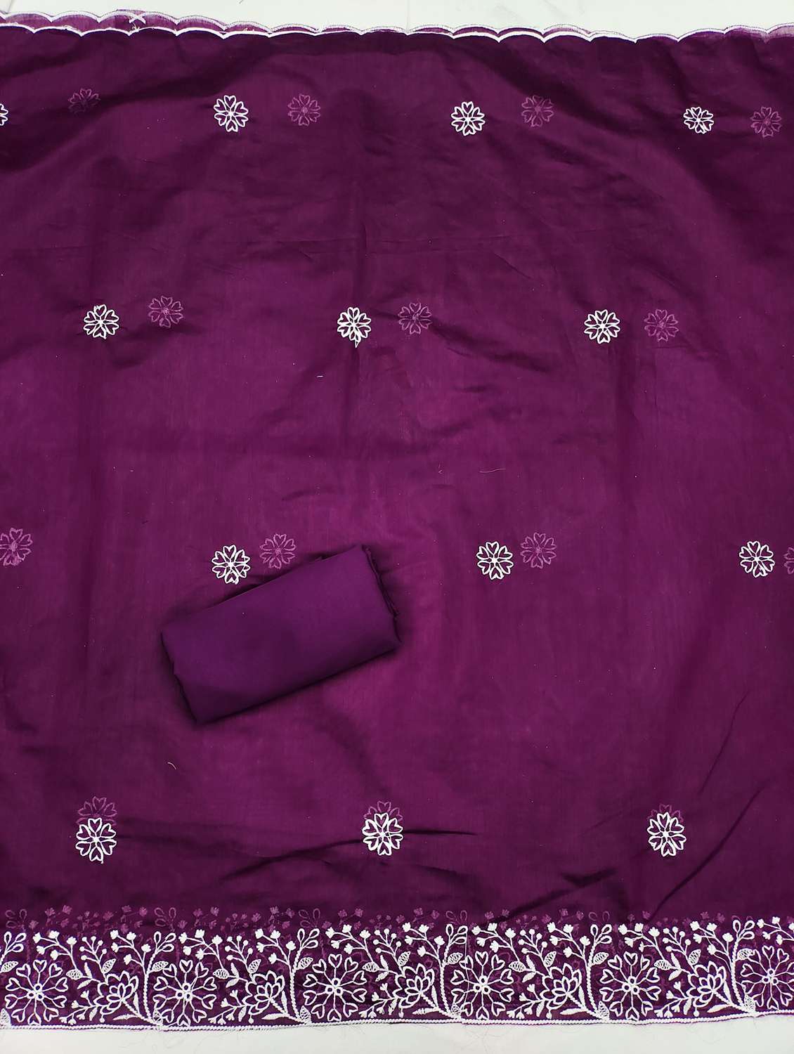 women embroidered unstitched suit set - 21993812 -  Standard Image - 3