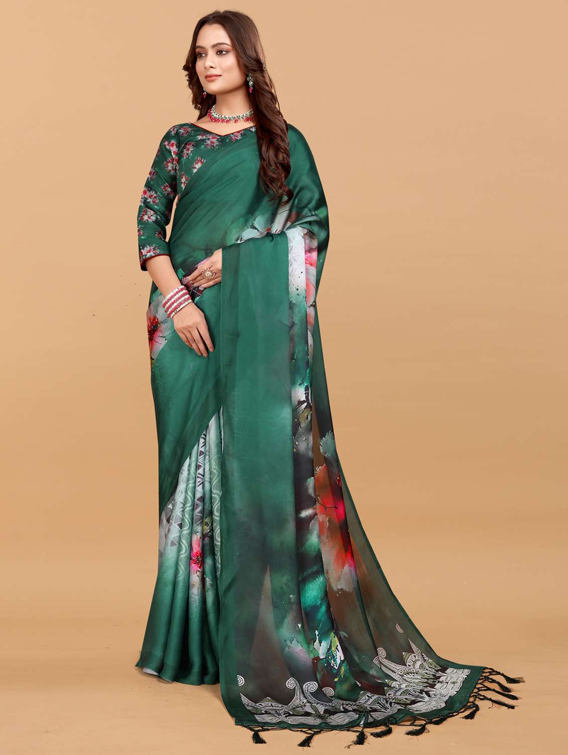 women floral printed saree with blouse - 21993919 - Zoom Image - 0