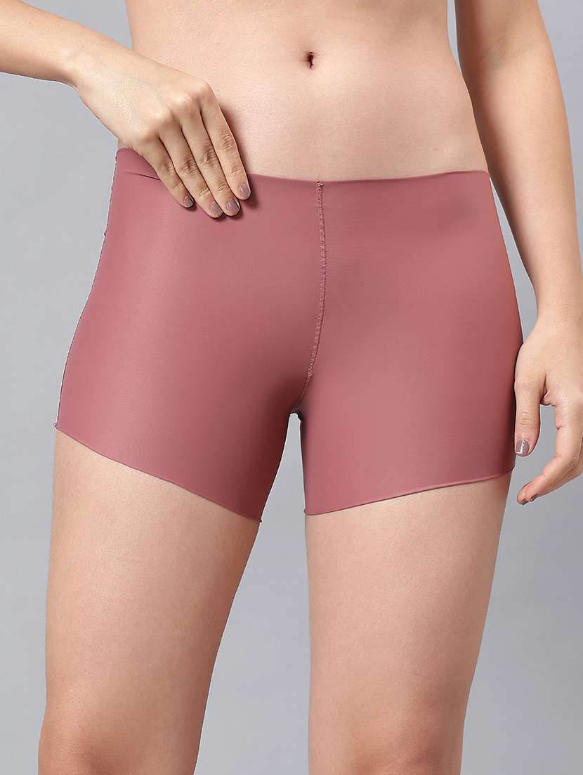 women solid mid rise seamless boy shorts